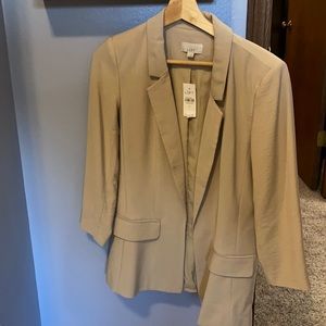 3/4 length sleeve loft blazer.